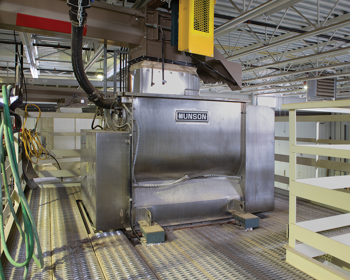 Animal Feed Producer Ups Uniformity, Cuts Cycle Times with Fluidized Bed Mixing